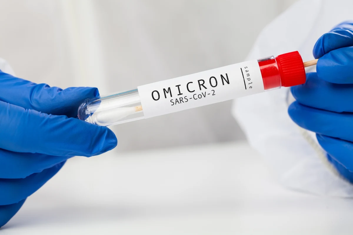 Miasto Poznań we współpracy z naukowcami monitoruje obecność koronawirusa w kanalizacji. Według najnowszych danych w stolicy Wielkopolski dominuje wariant Omikron - jego ilość w ściekach wyraźnie rośnie, możliwe jest też pojawienie się jego podwariantu, nazywanego niewidzialnym.

