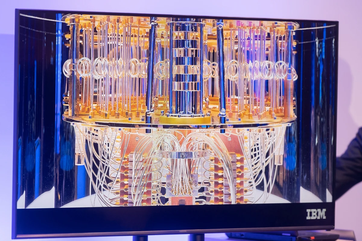 W Poznańskim Centrum Superkomputerowo-Sieciowym (PCSS) oficjalnie uruchomiono w piątek IBM Quantum Hub. Jak podkreślono w trakcie otwarcia, jest to pierwszy w Europie Środkowo-Wschodniej hub obliczeń kwantowych IBM.