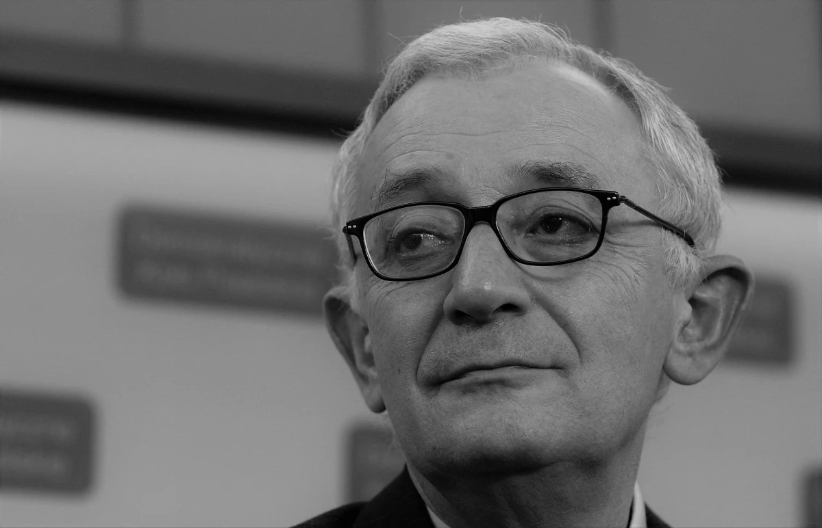 Wczoraj wieczorem zmarł ekonomista, były minister finansów i doradca prezydenta Bronisława Komorowskiego prof. Jerzy Osiatyński. Miał 81 lat.