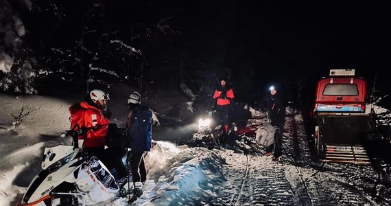 21 wypraw ratunkowych i 25 akcji, 85 osób poszkodowanych, do tego urazy ponad 400 narciarzy na stokach. Tak na półmetku ferii zimowych wygląda podsumowanie działań GOPR-u w Beskidach.