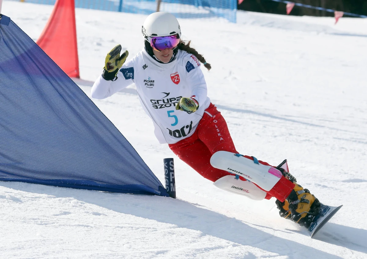 Snowboardzistka Aleksandra Król, która w połowie stycznia wygrała zawody Pucharu Świata w slalomie gigancie równoległym, we wtorek wystąpi w tej konkurencji w igrzyskach. Z kolei biegaczka narciarska Izabela Marcisz, która błysnęła już wcześniej w Pekinie, wystartuje zaś w sprincie.