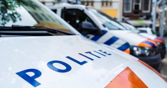 W mieszkaniu w Oudewater w centralnej części Holandii w wyniku dźgnięcia nożem zmarł 31-letni Polak. Policjanci aresztowali na miejscu dziewięć osób narodowości polskiej.
