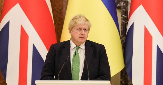 ​Brytyjski premier Boris Johnson ostrzegł prezydenta Rosji Władimira Putina, że ewentualna rosyjska inwazja na Ukrainę jedynie wzmocni NATO, a Wielka Brytania rozważa wysłanie komandosów, samolotów wojskowych i okrętów do Europy Wschodniej.