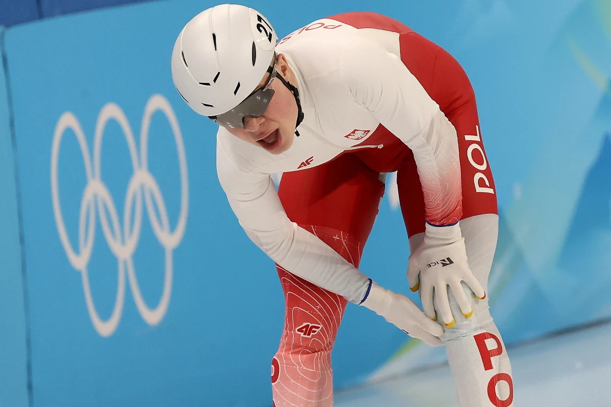 Michał Niewiński odpadł w ćwierćfinale rywalizacji na 1500 m w short tracku w Pekinie. Miał jednak trochę powodów do radości. "Ten czas to rekord Polski pobity o dwie sekundy" - powiedział.