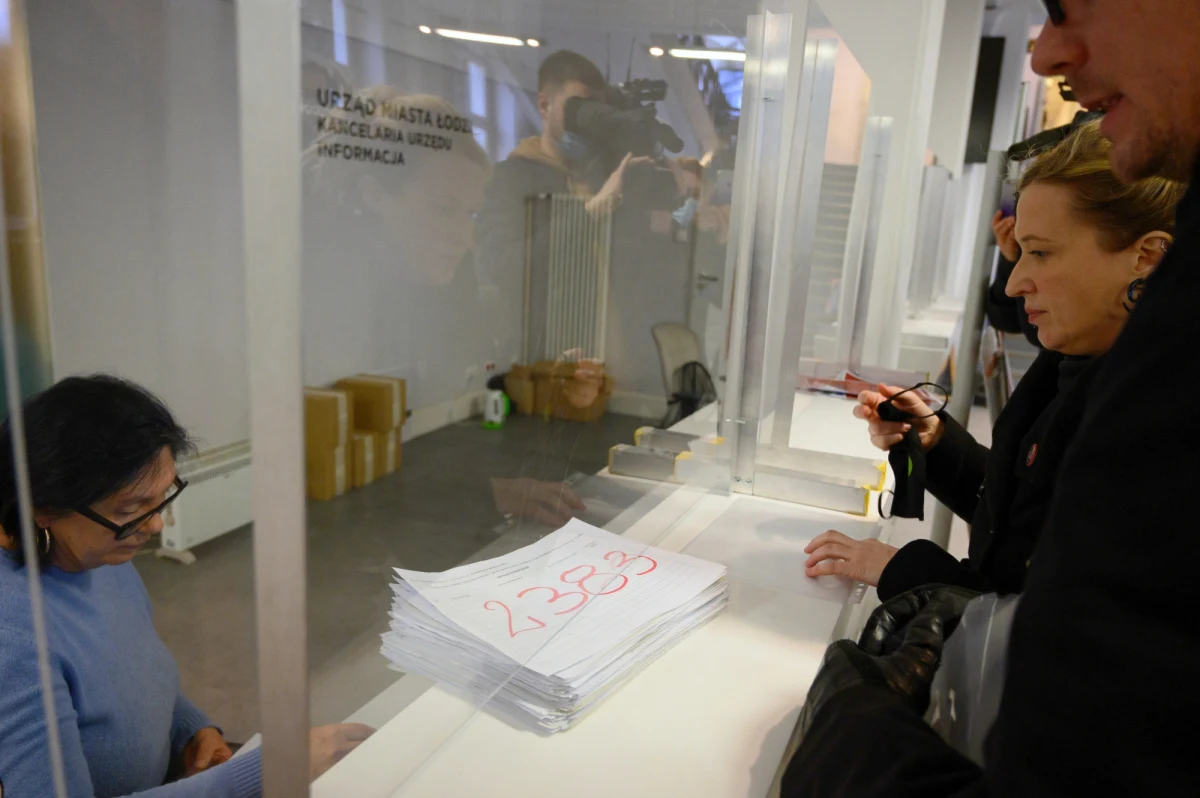 Rada Miejska w Łodzi większością głosów rządzącej Koalicji Obywatelskiej odrzuciła obywatelski projekt uchwały, który zakładał m.in. obniżkę cen biletów MPK w Łodzi. Podpisało się pod nim blisko 2,4 tys. mieszkańców.