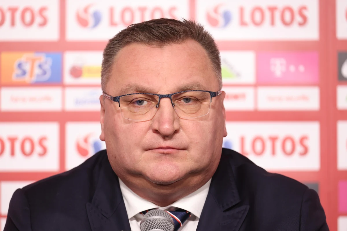 Czesław Michniewicz, który 31 stycznia został trenerem piłkarskiej reprezentacji Polski, ogłosił skład swojego sztabu szkoleniowego. Został on zatwierdzony przez zarząd PZPN.