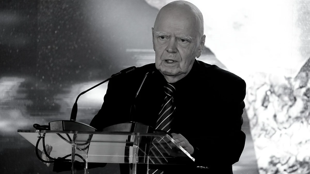 Poeta, dramaturg, eseista i krytyk, autor kilkunastu tomów poetyckich i laureat wielu nagród literackich Jarosław Marek Rymkiewicz spoczął w środę na cmentarzu w Milanówku. Pogrzeb miał charakter prywatny.