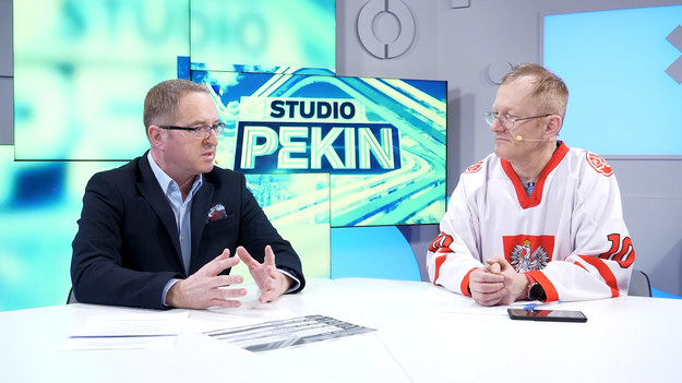 "Studio Pekin - Gramy Dalej!" to codzienna dawka sportowych wiadomości z aren Igrzysk Olimpijskich w Pekinie. Dziennikarze i eksperci Interii Sport będą omawiać i analizować wyczyny sportowców na najważniejszej zimowej imprezie czterolecia.

Oglądaj codziennie krótkie flesze w Interii, a w najważniejsze dni zmagań polskich olimpijczyków będziemy na żywo, tuż po zawodach, komentować co wydarzyło się w Pekinie.

Ponadto program "Studio Pekin" codziennie na antenach Polsatu News o godzinie 17:40 i Polsatu Sport Extra o godzinie 20:00. Zapraszamy!