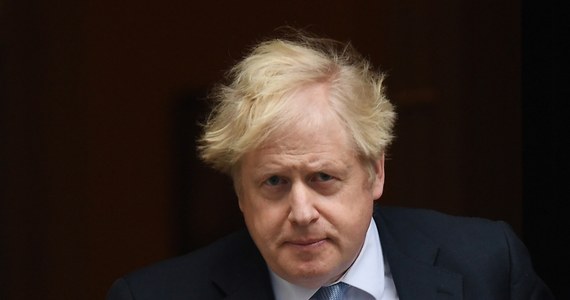 Brytyjski premier Boris Johnson planuje przeprowadzić latem dużą rekonstrukcję rządu. Ma zostać przeprowadzona pod kątem następnych wyborów do Izby Gmin, które mogą się odbyć już w 2023 roku - podał w środę dziennik "The Times".