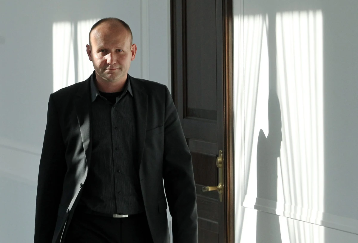 Dariusz Barski jest najbardziej prawdopodobnym kandydatem na nowego Prokuratura Krajowego – dowiedział się nieoficjalnie reporter RMF FM. Stanowisko trzeba uzupełnić po tym, jak we wtorek Sejm wybrał Bogdana Święczkowskiego na sędziego Trybunału Konstytucyjnego.