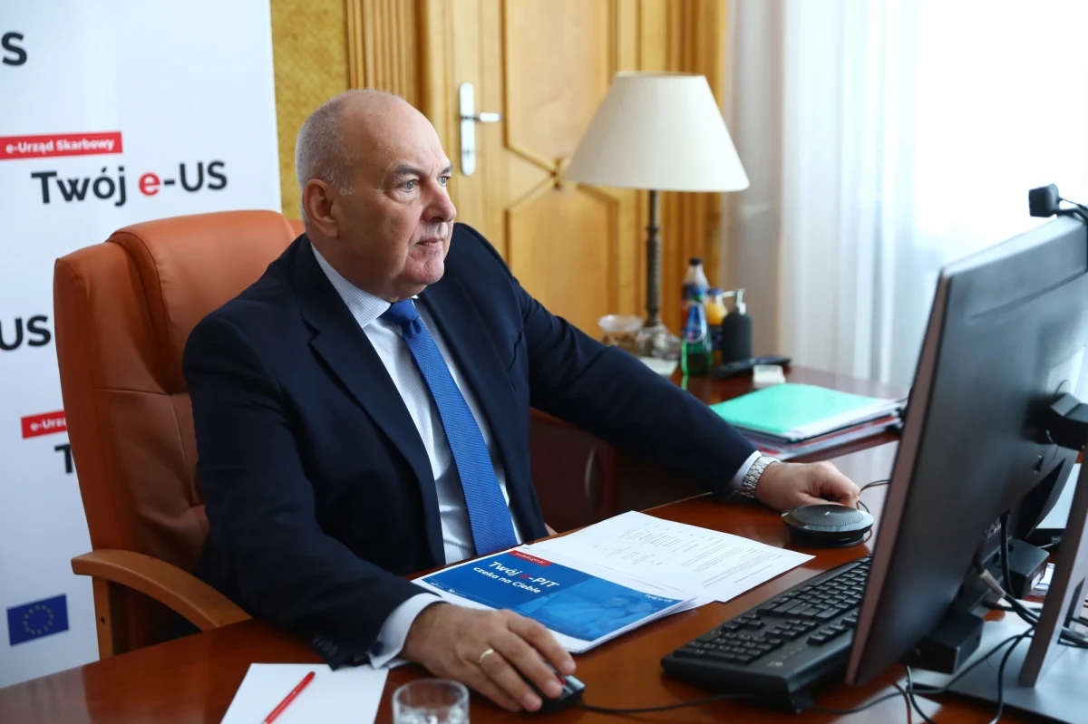 Jeszcze w tym tygodniu premier będzie chciał wybrać nowego ministra finansów - ustalili dziennikarze RMF FM. Po dymisji Tadeusza Kościńskiego tymczasowo funkcję objął szef rządu Mateusz Morawiecki. 