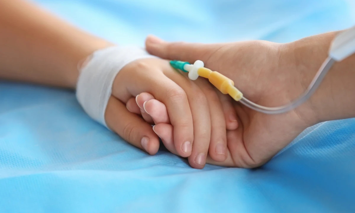 Oddział dziecięcy Wojewódzkiego Szpitala Zespolonego w Płocku znów przyjmuje pacjentów. Lecznica zawiesiła przyjęcia pod koniec stycznia. Powodem był brak lekarzy, którzy trafili na izolację po tym, jak wykryto u nich dodatni wynik testu na obecność koronawirusa.