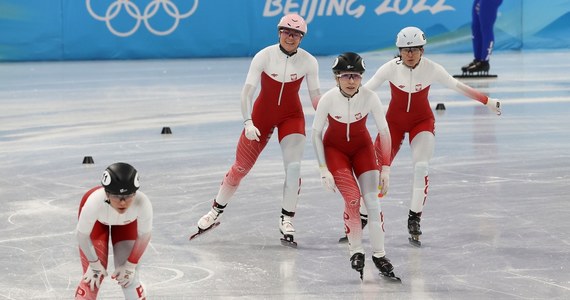 Holenderki zdobyły złoty medal igrzysk w Pekinie w sztafecie w short tracku na 3000 m. W finale A wyprzedziły Koreanki, Chinki i Kanadyjki. Polki po zajęciu drugiego miejsca w finale B zostały sklasyfikowane na szóstej pozycji.