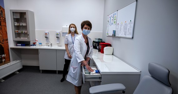 W ubiegłym roku w Małopolsce lekarze wystawili 1,7 mln zwolnień lekarskich, na łączną liczbę niemal 19,6 milionów dni nieobecności w pracy.  W całym kraju liczba zwolnień sięgnęła 20,5 mln.