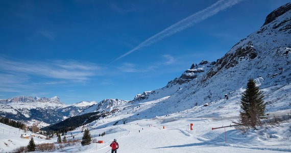 69-letnia turystka z Polski ucierpiała poważnie podczas zjazdu na nartach w rejonie Bad Kleinkirchheim (Karyntia) w Austrii. Zdarzenie miało miejsce w poniedziałek. Kobieta z poważnymi obrażeniami została przewieziona do szpitala – informuje APA.