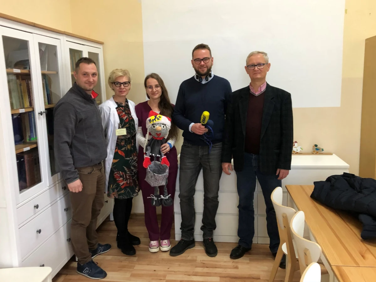 Telewizory, konsole do gier i sprzęt niezbędny w pracowni warsztatów terapii zajęciowej trafił już do Centrum Leczenia Dzieci i Młodzieży w Zaborze koło Zielonej Góry (Lubuskie). Pieniądze na ten cel udało się pozyskać dzięki Waszemu udziałowi w tegorocznej edycji loterii Świetny Mikołaj w RMF FM.