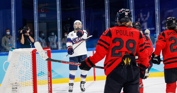 Hokeistki reprezentacji Kanady sięgnęły po złoty medal igrzysk olimpijskich w Pekinie. W finale pokonały Stany Zjednoczone 3-2 (2-0, 1-1, 0-1), rewanżując się za porażkę w finale igrzysk z 2018 roku. 