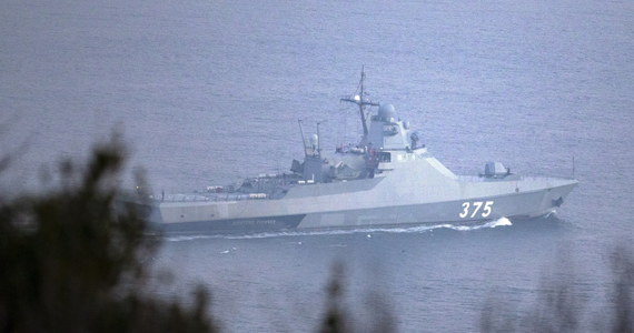 Rosja rozszerzyła swoje manewry wojskowe na Morze Kaspijskie. ​Około 20 okrętów marynarki wojennej rozpoczęło tam dzisiaj ćwiczenia.