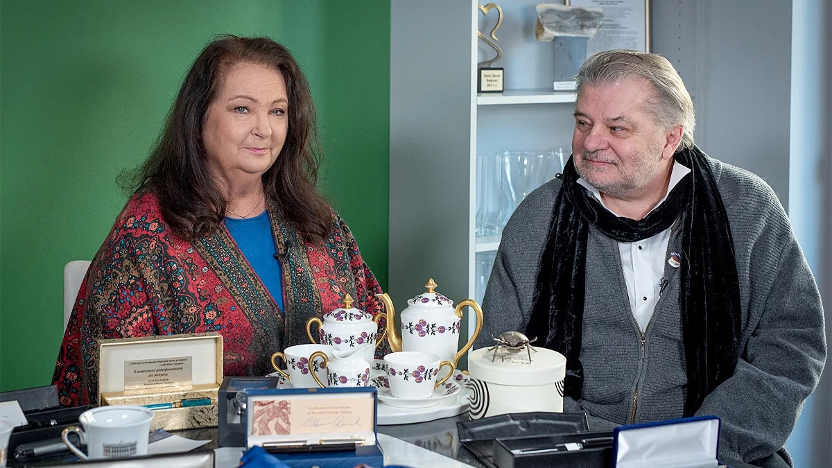 Piórko kulkowe od Donalda Tuska, pióro wieczne od Jarosława Kaczyńskiego, medal od papieża Franciszka, koszulka od Marcina Gortata, torebka od pierwszej damy Agaty Kornhauser-Dudy i filiżanki od prezydenta Andrzeja Dudy – między innymi takie przedmioty można wylicytować na specjalnej aukcji charytatywnej organizowanej przez Fundację Anny Dymnej - Mimo Wszystko. Akcja odbywa się już po raz 12.