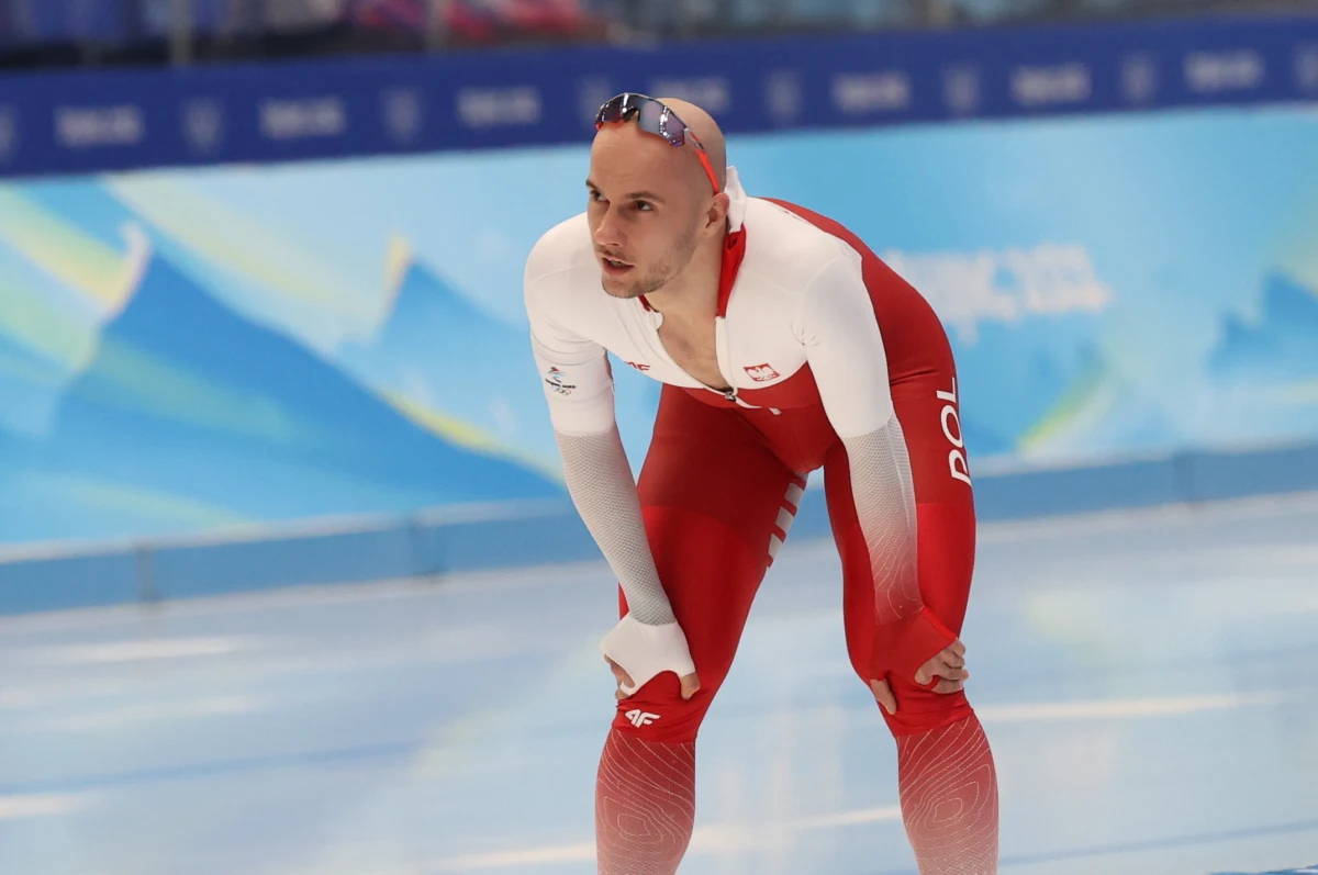 Piotr Michalski zajął czwarte miejsce w łyżwiarskim wyścigu na 1000 m na igrzyskach w Pekinie. Od medalu dzieliło go 0,08 s. Wygrał Holender Thomas Krol. Drugie miejsce zajął Kanadyjczyk Laurent Dubreuil, a trzeci był Norweg Haavard Holmefjord Lorentzen.
