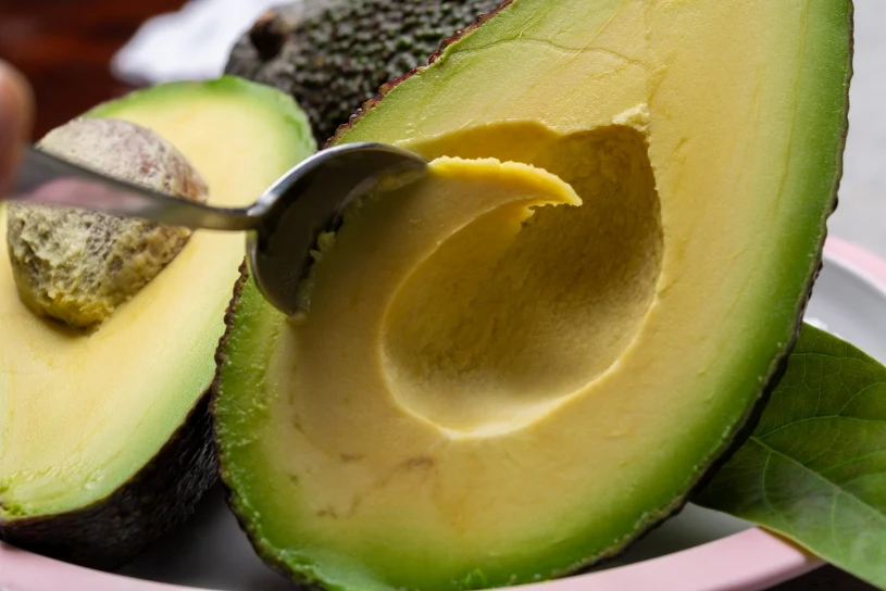 Ten "superowoc" nie zawsze jest dobrym wyborem. Sprawdź, komu nie służy awokado