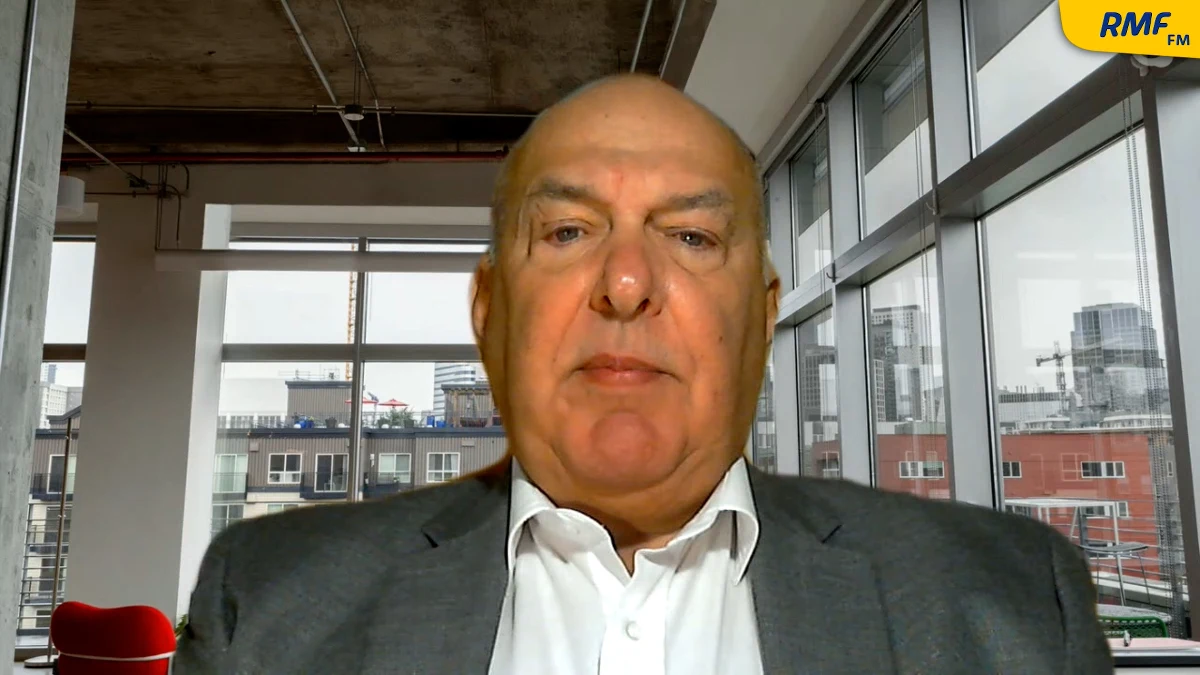 „Ministerstwo Finansów to 63 tysiące pracowników. Nie jest tak, że Polski Ład był jedynym tematem. To jest jeden mały kawałek całej działalności” – mówił w RMF FM były minister finansów Tadeusz Kościński, opisując prace nad Polskim Ładem. „Nie było możliwości, żebym ja wiedział wszystko. To są rzeczy, które były wykonywane przez moich podwładnych i je raportowali na spotkaniach komitetu kierownictwa. Wiedzieliśmy, co się dzieje, ale nikt nie miał na tyle czasu, by wchodzić w detale. To jest rola pionu legislacji” – tłumaczył. 