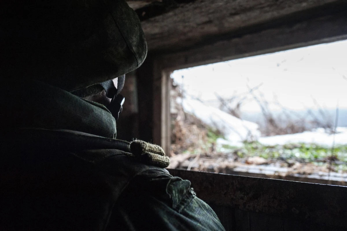 Do kontrolowanego przez separatystów Doniecka w Donbasie na wschodzie Ukrainy przybyli najemnicy z grupy Wagnera. Wraz z rosyjskimi służbami mają przeprowadzać zamachy, aby następnie oskarżyć o to stronę ukraińską - twierdzi operacyjno-taktyczne zgrupowanie "Wschód" ukraińskich sił zbrojnych. Niepokojące informacje o ostrzale deputowanych i zagranicznych dziennikarzy przekazała rzeczniczka ukraińskiej partii rządzącej.