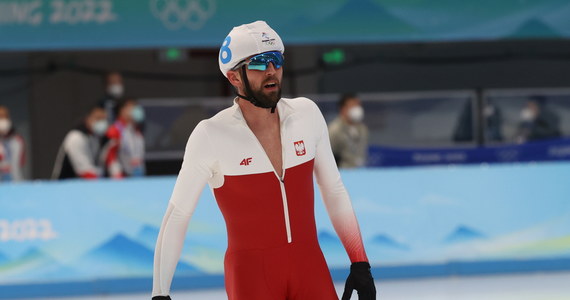​Mistrz olimpijski z Soczi panczenista Zbigniew Bródka zakończył karierę sportową, o czym poinformował po odpadnięciu w półfinale wyścigu ze startu wspólnego w Pekinie. W przedostatnim dniu igrzysk inni reprezentanci Polski także nie odnieśli sukcesów.