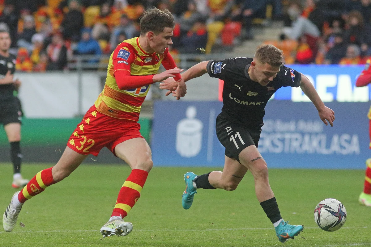 W meczu 22. kolejki piłkarskiej Ekstraklasy Jagiellonia Białystok zremisowała u siebie z Cracovią 0-0.