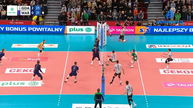 Skrót meczu 21. kolejki PlusLigi Trefl Gdańsk – Projekt Warszawa 3:0 (25:16, 25:22, 25:23).  

Świetnie w 21. kolejce PlusLigi zaprezentował się Trefl Gdańsk. Podopieczni Michała Winiarskiego bez straty seta pokonali Projekt Warszawa. Dzięki tej wygranej gdańszczanie zachowali jeszcze szanse na awans do fazy play-off.

Trefl Gdańsk: Lipiński, Wlazły, Kozub,Sasak, Reichert, Kampa, Urbanowicz, Mika, Mordyl, Zaleszczyk, Łaba
libero: Pruszkowski, Olenderek

Projekt Warszawa: Kowalczyk, Kwolek, Trinidad, Wrona, Blankenau, Gałązka, Nowakowski, Petković, Grobelny, Superlak, Janikowski Fornal
libero: Wojtaszek, Jaglarski
