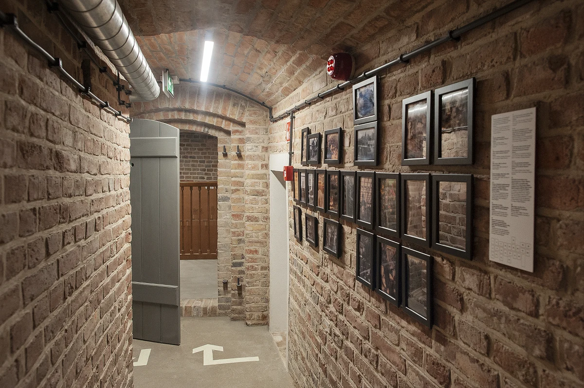 W poniedziałek 21 lutego 2022 oficjalnie otwarto Muzeum Miejsca w willi na Goyki 3 w Sopocie. Ekspozycję można zwiedzać poza sezonem od środy do piątku.