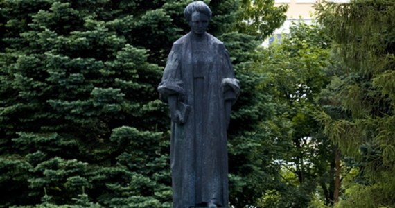 Pomnik Marii Curie-Skłodowskiej od 58 lat jest ważnym punktem na mapie Lublina. Rzeźba z brązu właśnie została wpisana do rejestru zabytków województwa lubelskiego.