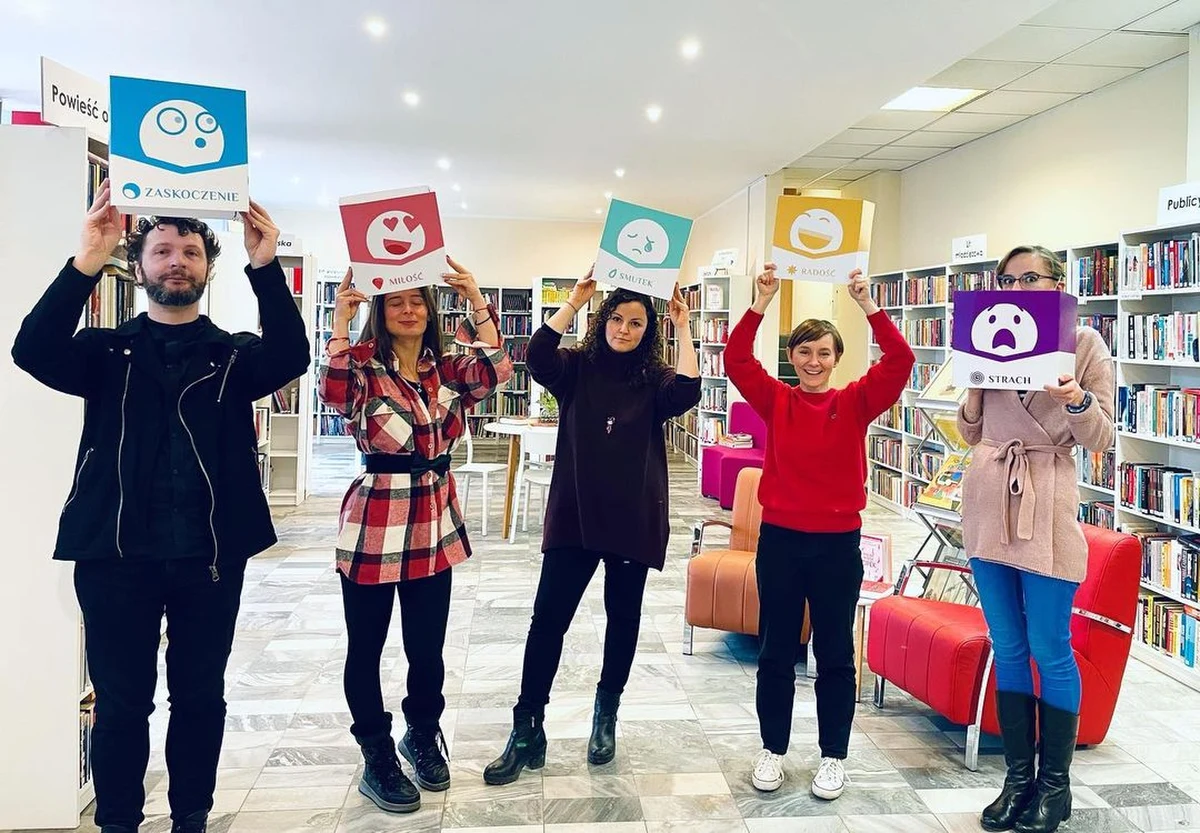 Od wtorku 22 lutego w łódzkiej bibliotece działa "Biblioteka Emocji". Wyszukamy w niej książki za pomocą emocji, które towarzyszą nam przy czytaniu danych tytułów.
