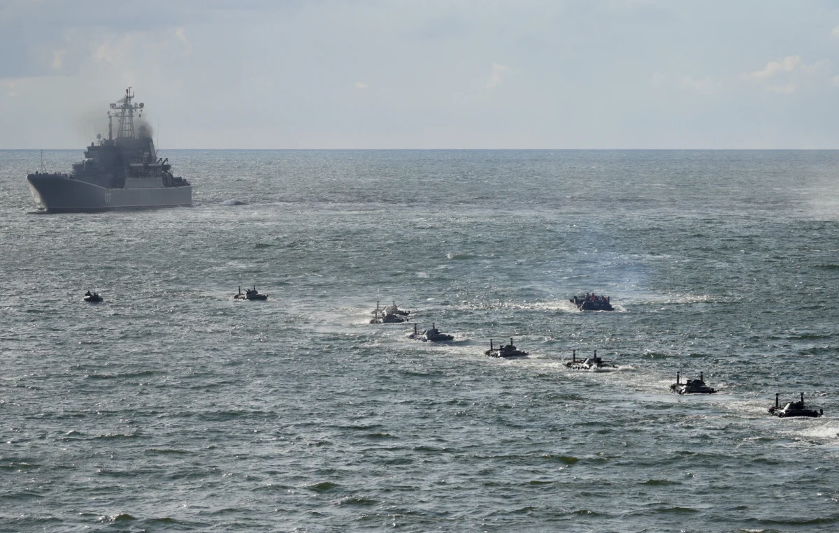 Dowodzona przez Wielką Brytanię wspólna grupa ekspedycyjna JEF, w skład której wchodzi 10 państw północnoeuropejskich, przeprowadzi serię zintegrowanych działań wojskowych, w tym na Morzu Bałtyckim - poinformował brytyjski minister obrony Ben Wallace. 