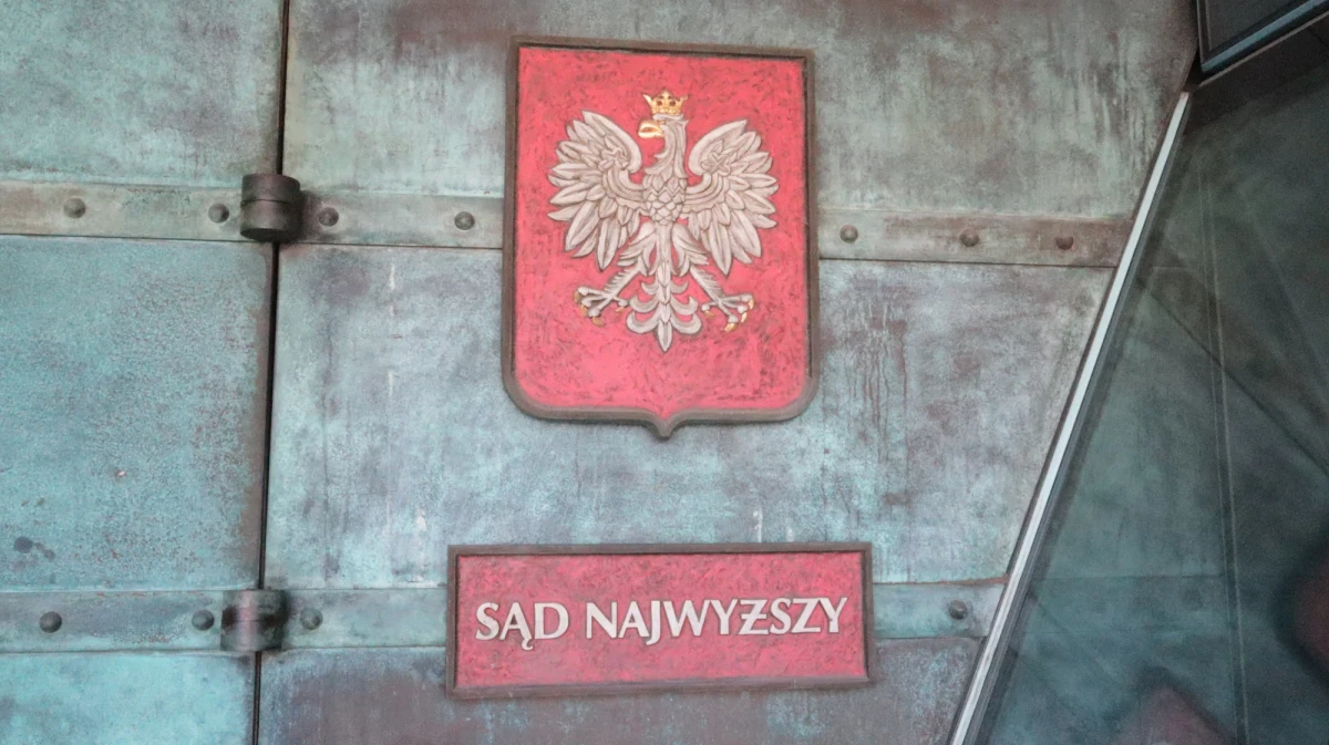 Blisko sto stron liczy wraz z uzasadnieniem projekt nowej ustawy o Sądzie Najwyższym, który został zamieszczony na stronach Sejmu. Przedstawicielem autorów projektu jest Piotr Sak z Solidarnej Polski. Projekt skierowano już do opinii Biura Legislacyjnego.