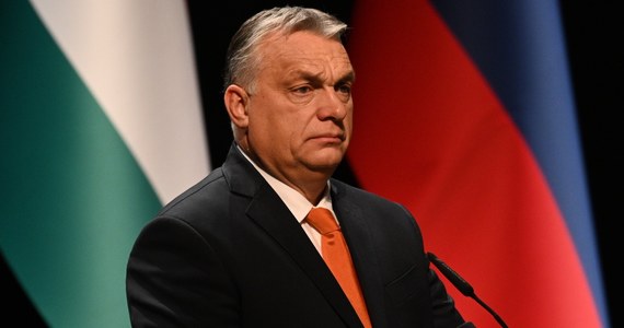 Węgry muszą się trzymać z daleka od rosyjsko-ukraińskiego konfliktu i nie wyślą na Ukrainę ani żołnierzy, ani broni - oświadczył premier Węgier Viktor Orban na Facebooku. 