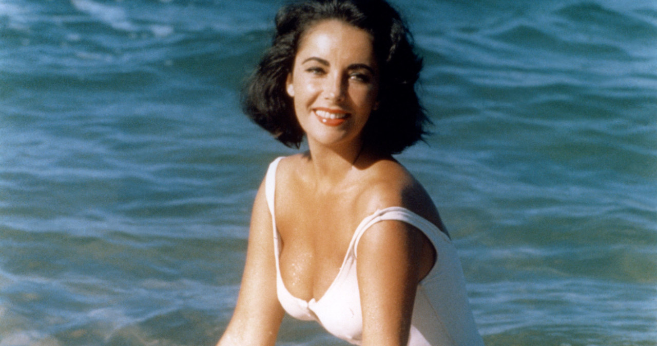 Gdyby Elizabeth Taylor żyła, 27 lutego obchodziłaby 90. urodziny. Niekwestionowana diwa Hollywood, niezapomniana Kleopatra, zagrała w ponad 100 filmach, zdobyła dwa Oscary, przeszła 20 operacji, zawarła osiem małżeństw, choć miała siedmiu mężów.