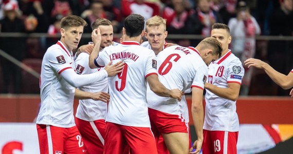 Piłkarskie federacje Polski, Szwecji i Czech zapowiedziały, że nie biorą pod uwagę wyjazdu do Rosji i rozgrywania tam baraży o awans na tegoroczne mistrzostwa świata w Katarze. 