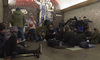 "Totalna panika. Histeria. Łzy". Schronili się w kijowskim metrze. Ukraińcy mówią o swoich emocjach