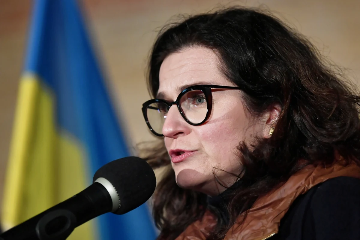 W piątek, przed budynkiem Urzędu Miasta Gdańska zorganizowana została konferencja prasowa z udziałem m.in. prezydent Miasta Gdańska Aleksandry Dulkiewicz. W mieście działa sztab kryzysowy a w sobotę uruchomiony zostanie punkt konsultacyjny dla Ukraińców.