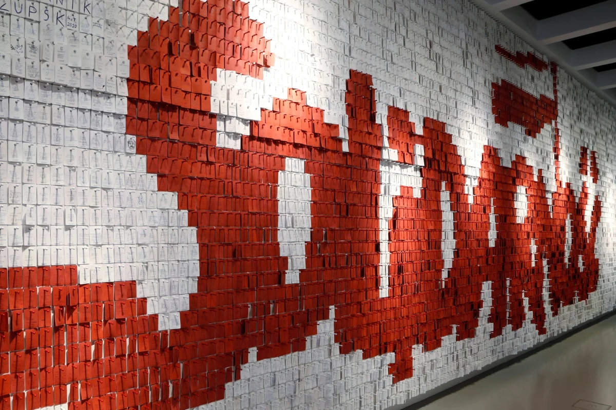 W Europejskim Centrum Solidarności zostanie dziś wystawiona specjalna księga, w której każdy będzie można wyrazić słowa wsparcia dla narodu ukraińskiego.

