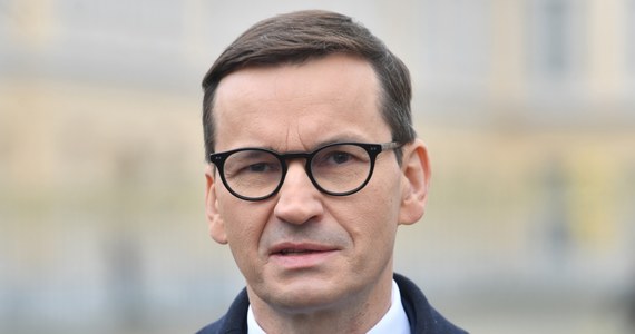 W Berlinie trwa spotkanie premiera Mateusza Morawieckiego i prezydenta Litwy Gitanasa Nausedy z kanclerzem Niemiec Olafem Scholzem. Tematem spotkania jest wprowadzenie twardych sankcji na Rosję oraz możliwe formy pomocy dla Ukrainy pochodzące z UE.