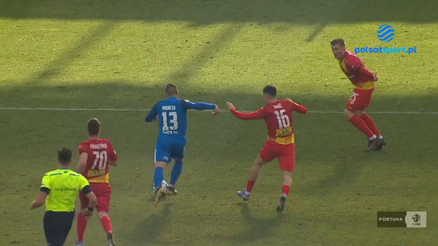 Korona Kielce - Stomil Olsztyn 1-1 (1-1)
Bramki: Adam Frączczak 27 (k) - Patryk Mikita 45