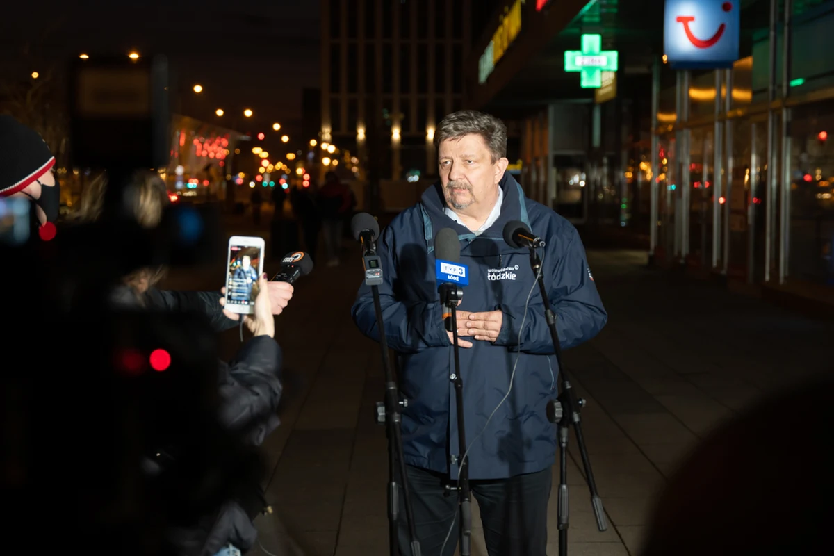 Szpitale w woj. łódzkim są przygotowane i chętne do przyjmowania pacjentów z Ukrainy. Jak zapewnił marszałek województwa Grzegorz Schreiber, ta wyjątkowa pomoc medyczna nie zaburzy działania placówek. Nie wpłynie także na bezpieczeństwo finansowe szpitali.