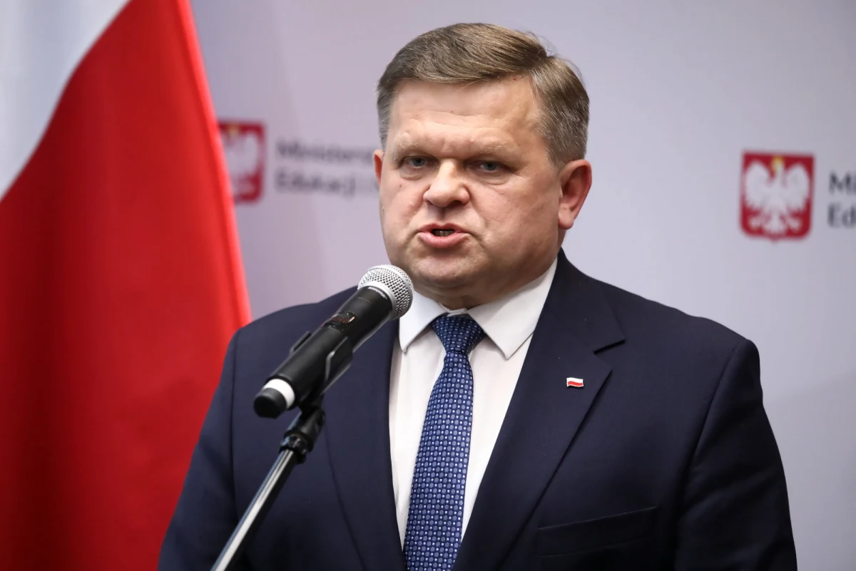 "Sam Putin jako jednostka takiej władzy by nie osiągnął. Jest emanacją systemu, który funkcjonuje od upadku Związku Sowieckiego w Rosji" - mówił w specjalnej rozmowie w RMF FM wiceminister obrony narodowej Wojciech Skurkiewicz. "To jest jakaś szaleńcza wizja opętanego człowieka, który prze do konfliktu światowego" - stwierdził gość Tomasza Terlikowskiego, komentując inwazję Rosji na Ukrainę.