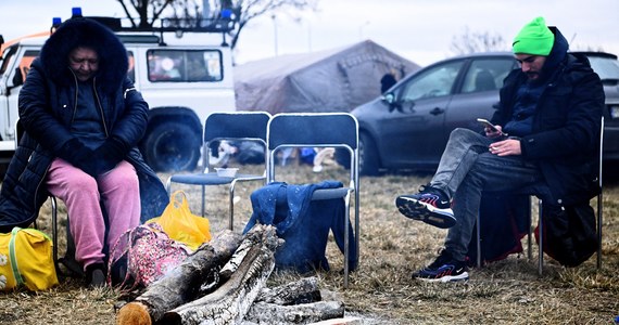 Nasz kraj udziela schronienia każdej osobie, której życie jest zagrożone - bez względu na jej narodowość. Dominującą grupą uchodźców w Polsce są obywatele Ukrainy, ale wśród osób odprawianych przez straż graniczną są też obywatele USA, Nigerii, Indii, Gruzji i innych państw - przekazało we wtorek MSWiA.