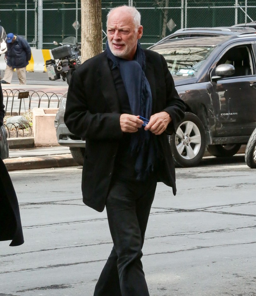 David Gilmour, czyli głos i gitara legendy progresywnego rocka Pink Floyd, także zabrał głos w sprawie inwazji na Ukrainę. Jednoznacznie potępił działania Rosji i wyznał, jaki szczególny stosunek łączy go z napadniętym krajem.