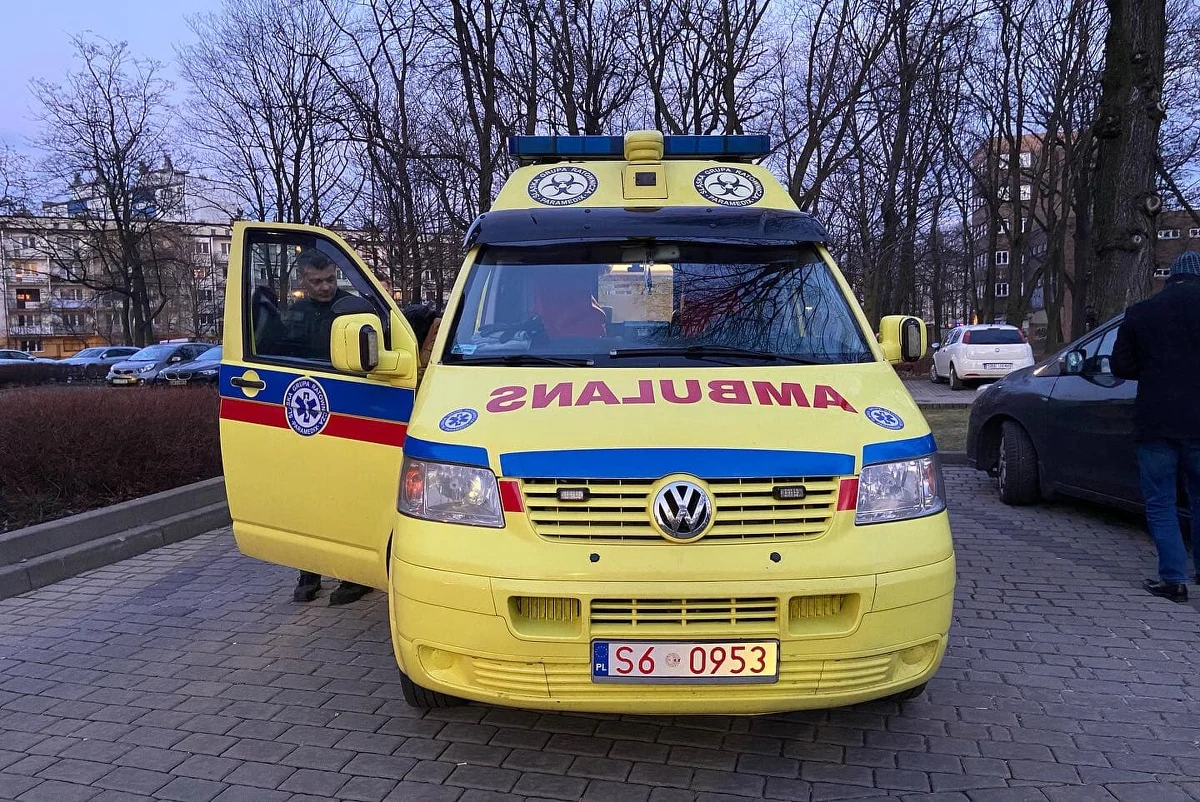Ambulans pełen leków i środków opatrunkowych trafił z Bytomia do ukraińskiego Drohobycza. Miasto  partnerskie Bytomia  poprosiło o zakup ambulansu kilka dni temu prezydenta Mariusza Wołosza. 