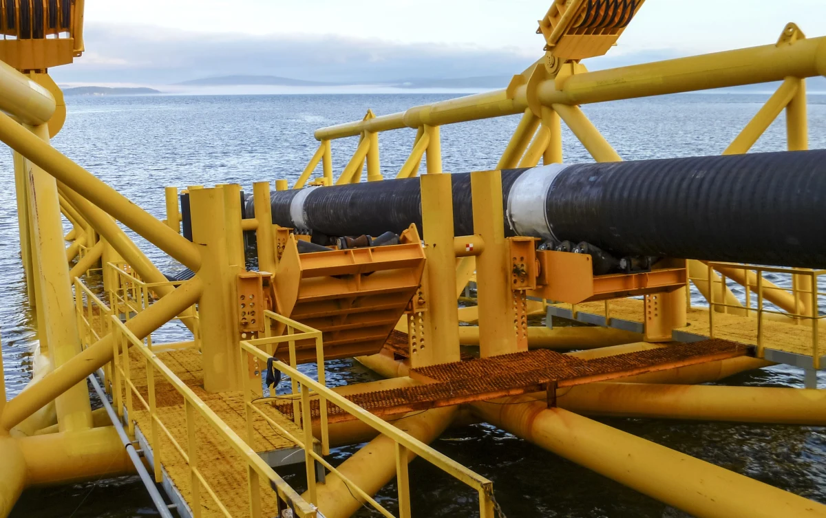 ​Operator Nord Stream 2 rozważa ogłoszenie upadłości z powodu zachodnich sankcji nałożonych w związku z rosyjską inwazją na Ukrainę - poinformowała agencja Reutera. Niemcy wstrzymały certyfikację projektu, a Stany Zjednoczone nałożyły na niego ograniczenia.