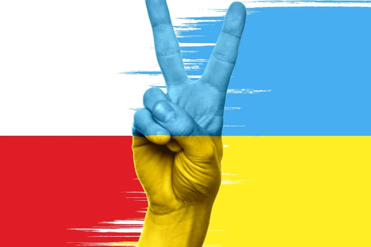 "Jeżeli my dziś uciekniemy z Odessy, to jutro ja będę uciekała z Łodzi albo z Warszawy, albo z innego miasta" - mówi w rozmowie z RMF FM Svitlana Zaitseva-Velykodna ze Związku Polaków na Ukrainie, z oddziału im. A. Mickiewicza w Odessie. Ci, którzy zostali w Odessie, apelują o pomoc finansową. Tylko tak można ich teraz wesprzeć. 